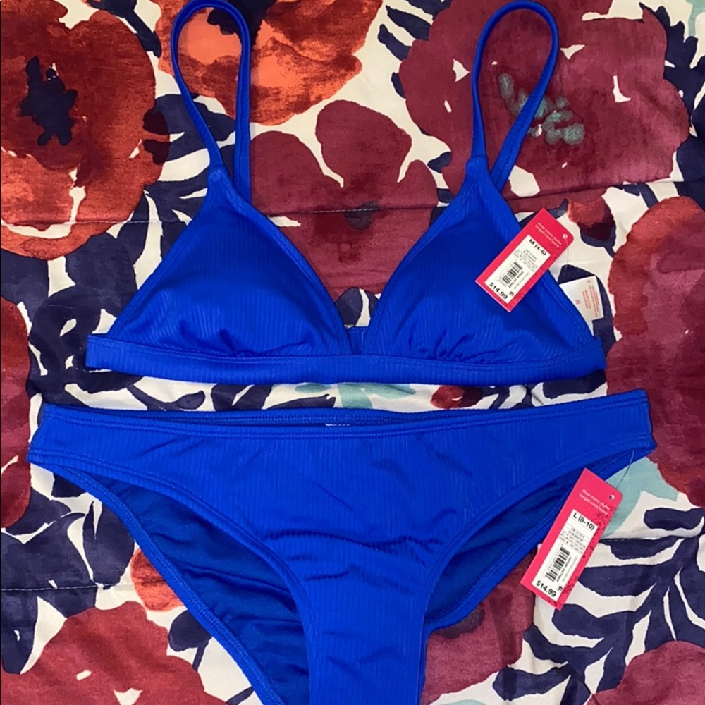 Blue ribbed bikini